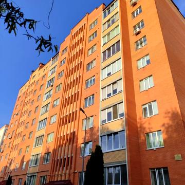 Героїв-Добровольців вул., 4б