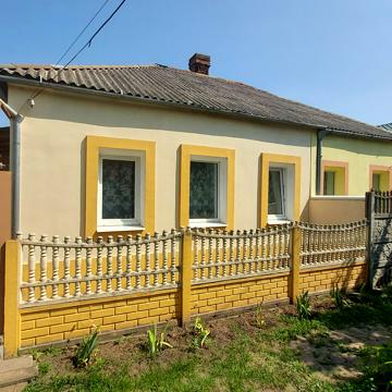 Мандриківська вул., 33