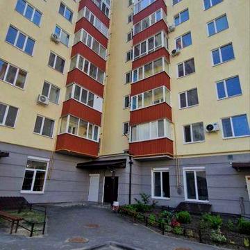 В продажу дворівнева квартира на Леваді по вул. Миру.