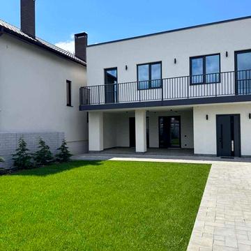 Срочно!_ Новый дом возле моря с шикарным участком