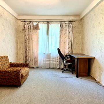 Олександра Довженка вул., 8