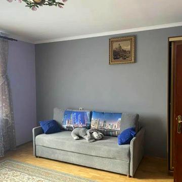 Богдана Хмельницького вул., 60