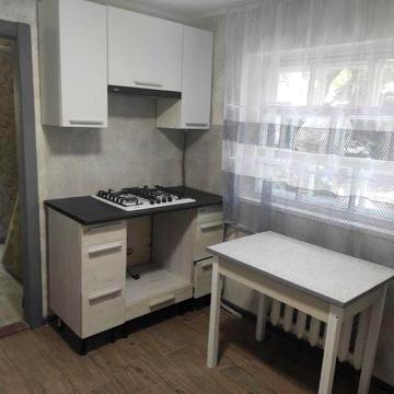 Здам частину будинку на Петра Запорожця 1 кімната