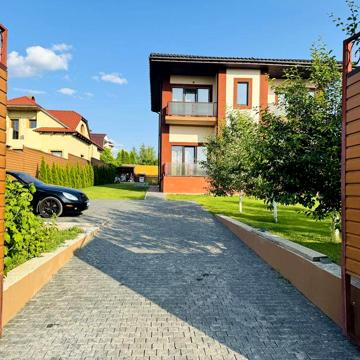 Продам котедж в Білогородці (Шевченкове) 213 м2 з ремонтом та меблями!