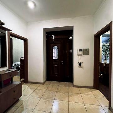 Продаж 4к Дім Борщагівська вулиця