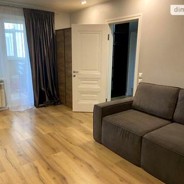 Продаж 3к Квартира 5-й Зарічний мікрорайон вулиця
