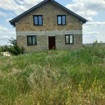 Продам дом без внутренних работ в пос. Малая Рогань