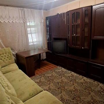 Продаж 3к Квартира Будівельників вулиця