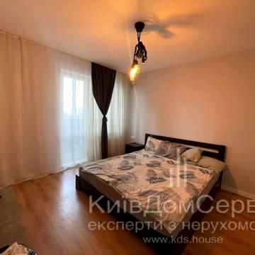 Вячеслава Чорновола вул., 9