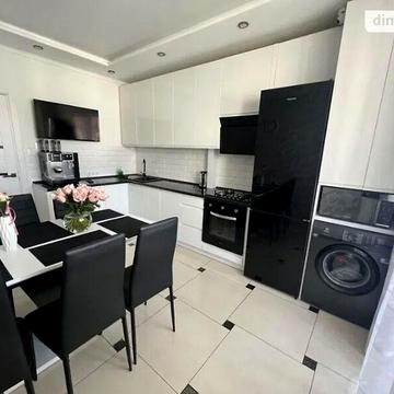 Продаж 2к Квартира Стуса Василя вулиця ЖК Арсенеевский двор