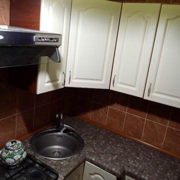 Паустовського, 25