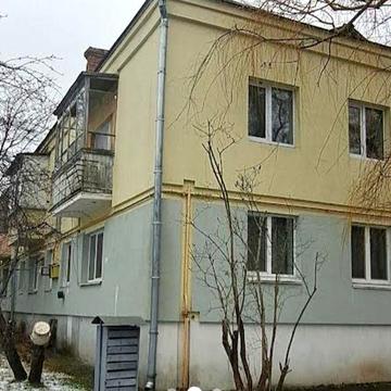 Продам   ВЛАСНУ    2 кімнатну квартиру,  Варшавська, 2 , Ворзель