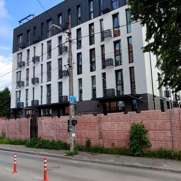 Осіння вул., 33