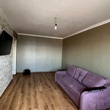 Продам 3-кімнатну квартиру на м-н «Орільський» м. Перещепине