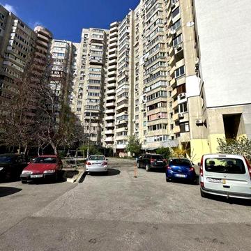 Продаж 3х кімнатної квартири вул.О.Бальзака 6