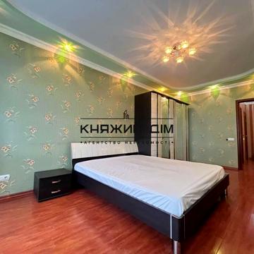 Дніпровська набережна вул., 26-Б