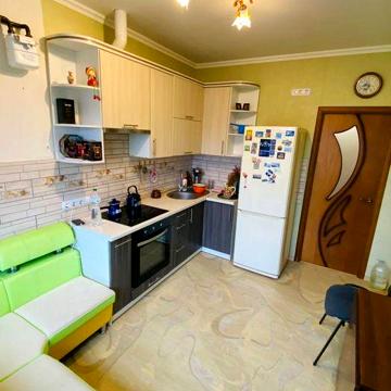Продається затишна однокімнатна квартира, район Баранова
