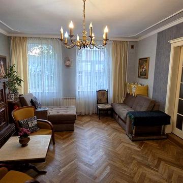 Продаж 2-к квартири