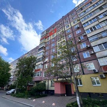 Продаж 2-к Лівий Берег,  ж/м Лівобережний
