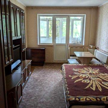 Продаю отличную  3 к\кв  3\5   с мебелью и техникой на ул. Южная