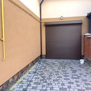 Таунхаус, центральна частина, 145 квм