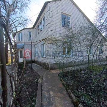 Цегляний будинок в Єлизаветівці.