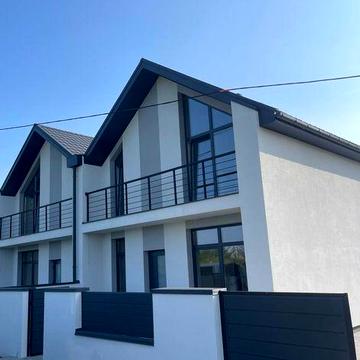 Продаж дуплексу в скандинавському стилі