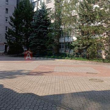 Велика квартира 140 кв, елітний будинок Св. Миколая (Артема) Торг