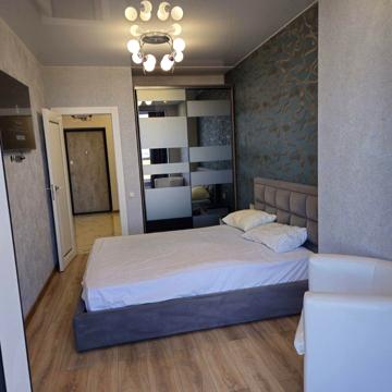 Петропавлівська вул., 40