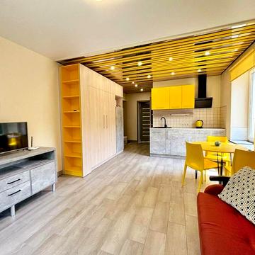 Лоцманський пров., 9д