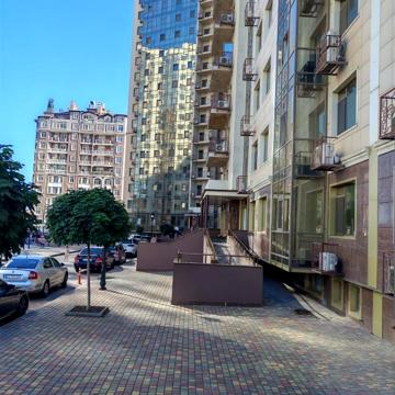 Марсельська вул., 35