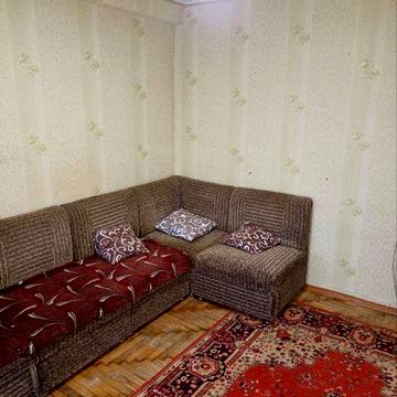 Сдам 2-кімнатну на Бочарова можно військовим