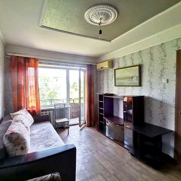 Продаж однокімнатної квартири в центрі міста