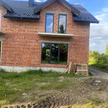 Продаж котеджу 130