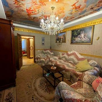 Продам без комісії свою 3Р 78 м в центрі перетин Тарасівська Жилянська