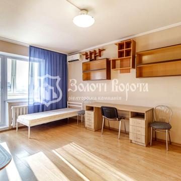 Оболонський просп., 34