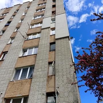 Лисеницька, 13