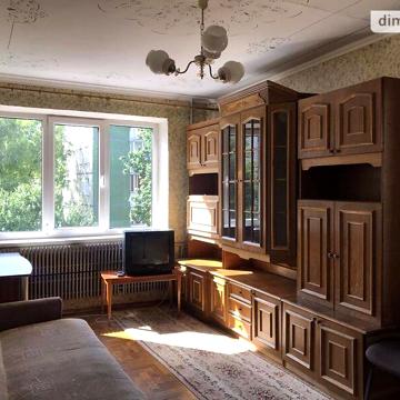 Продаж 1к Квартира Купчинського Романа вулиця
