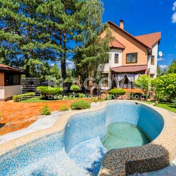 Інженерна вул.