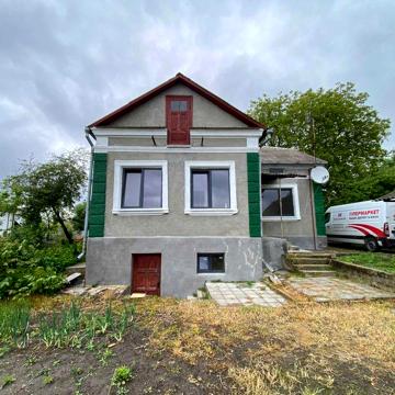 ПРОДАЖ приватного будинку в історичному місті Острог