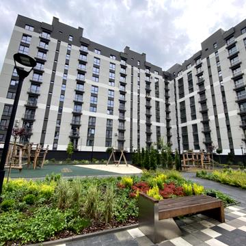 Олександра Довженка вул., 31