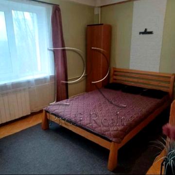 Русанівський бульв., 3