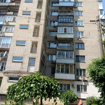 Продам 1к квартиру Нагорка висотка