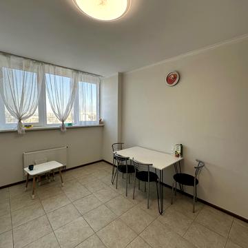 Віталія Скакуна вул. (Академіка Каблукова), 23