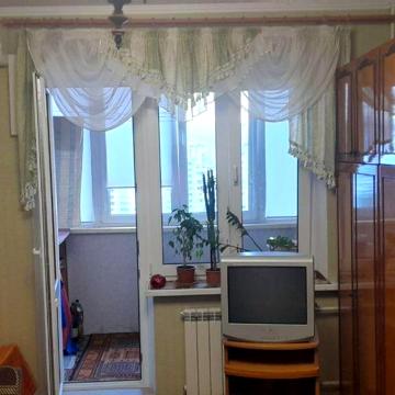 Ревуцького вул., 11-Г