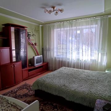Головна вул., 222