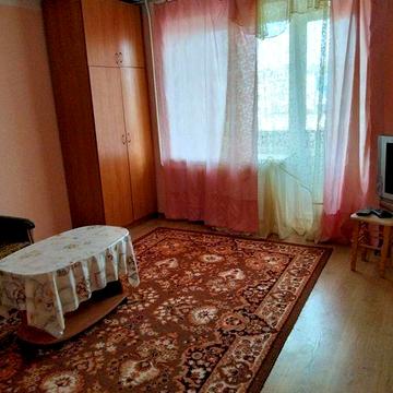 Продаю 1 кімнатну квартиру пр Центральний,ріг Шосейної