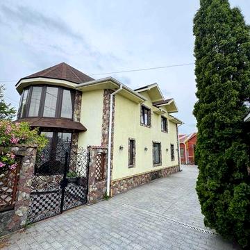 Продаж затишного будинку у м. Житомир