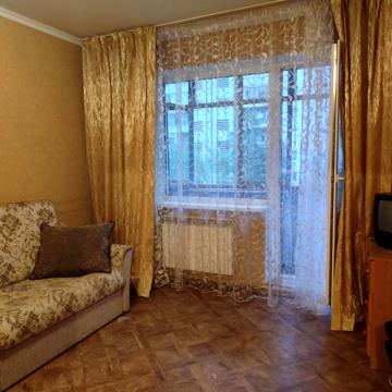 Героїв Крут вул. (Черепіна), 4