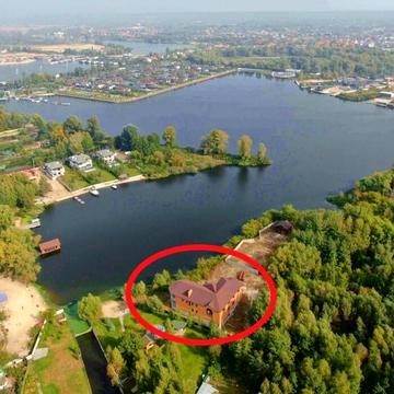 Центральна вул., 44